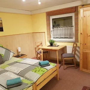 https://gastehaus-uwe.dusseldorf-hotel.net